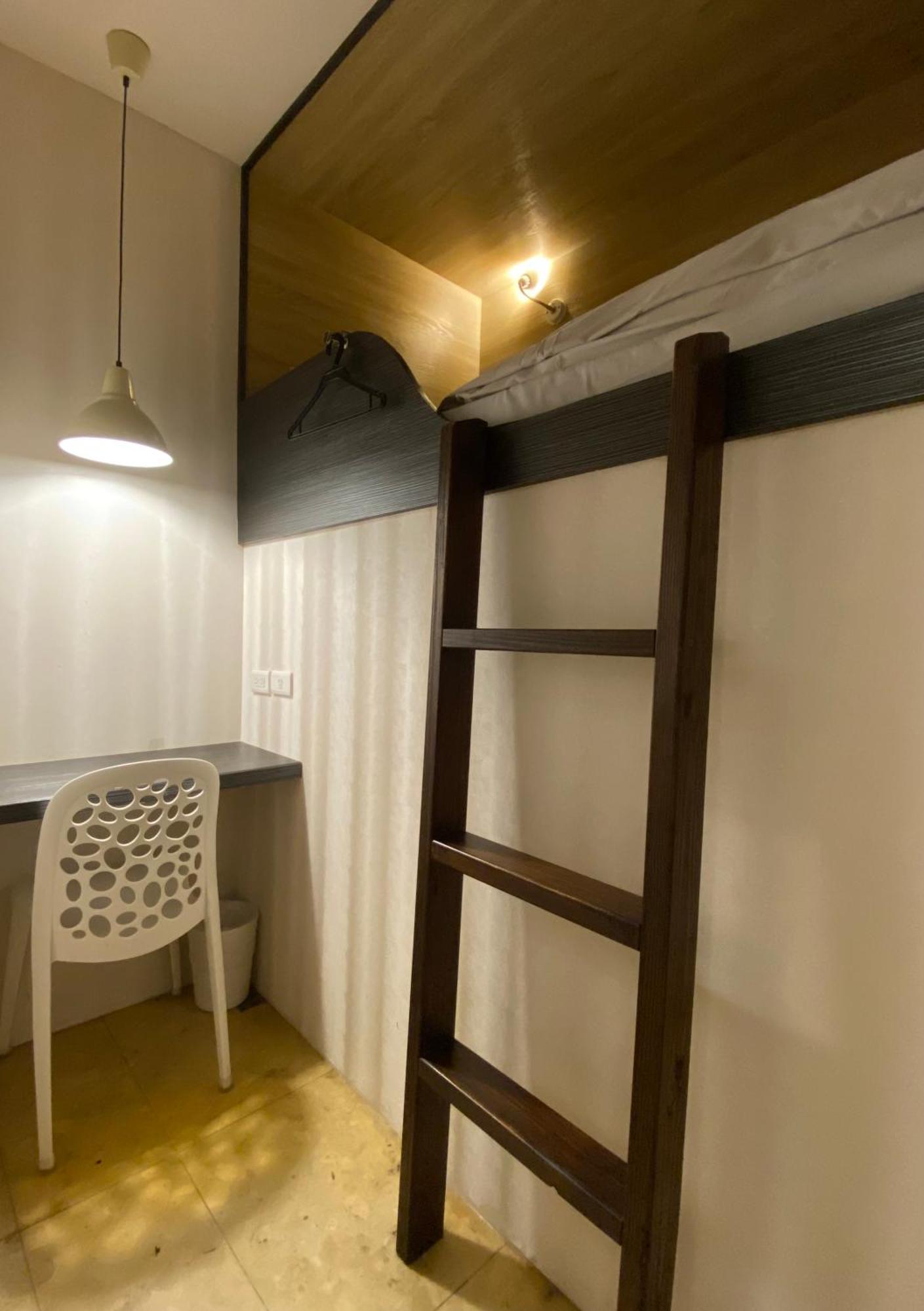 Hostel Work At 101 慕誠行旅