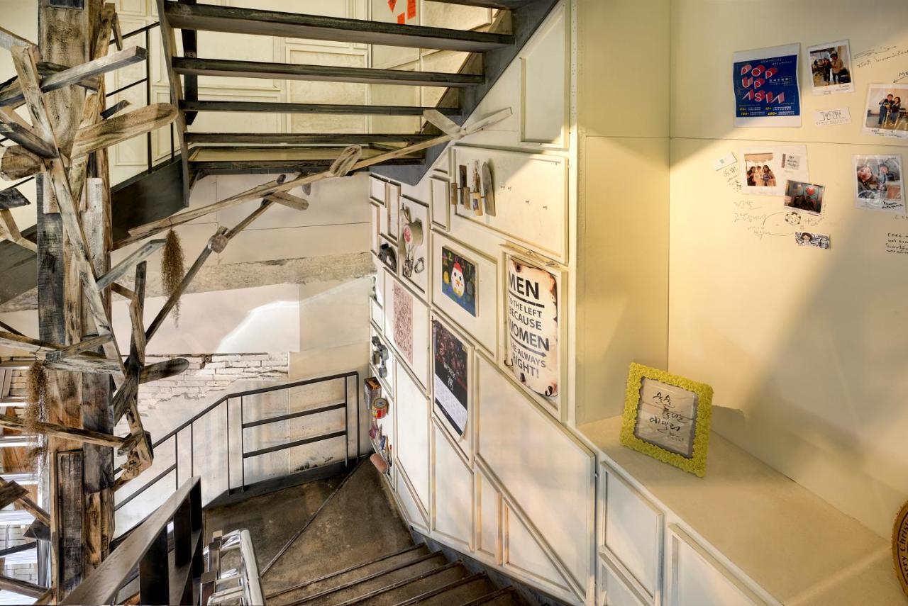 Hostel Work At 101 慕誠行旅